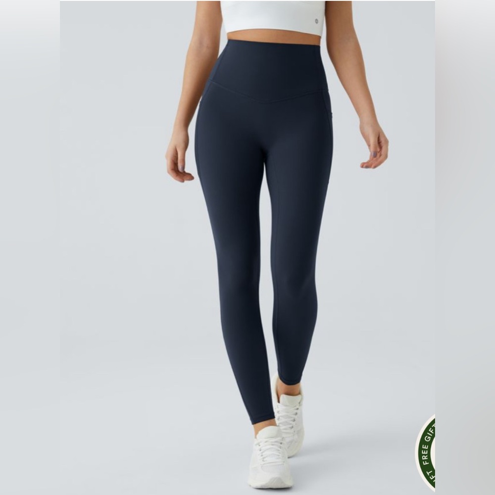 Halara navy leggings